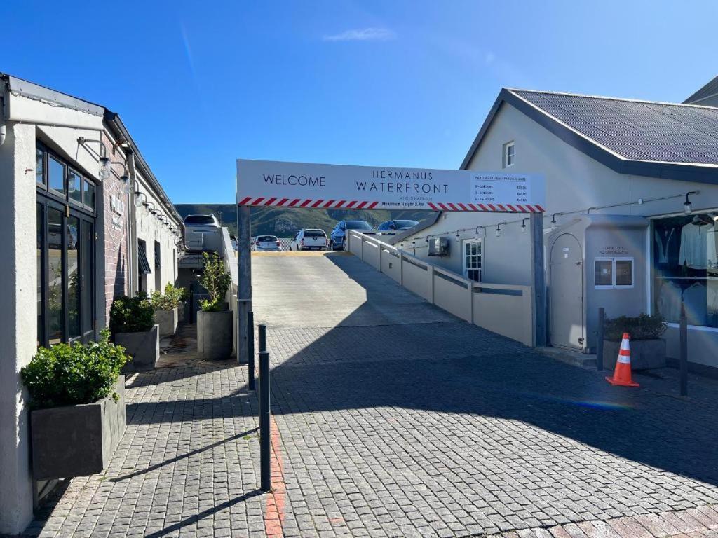 Hermanus Waterfront Apartment 12 Buitenkant foto