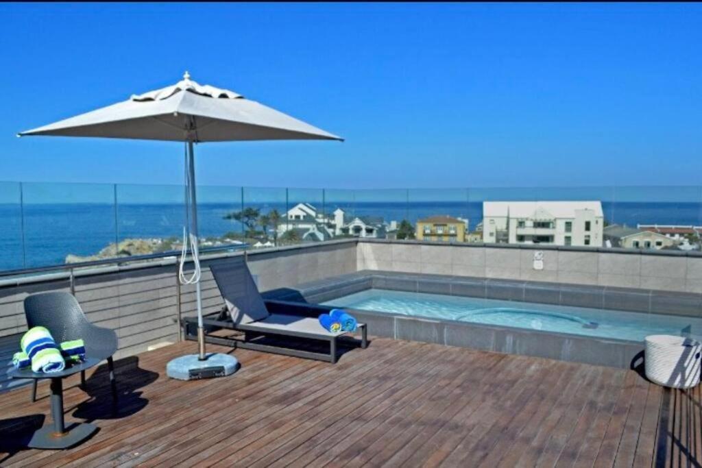 Hermanus Waterfront Apartment 12 Buitenkant foto
